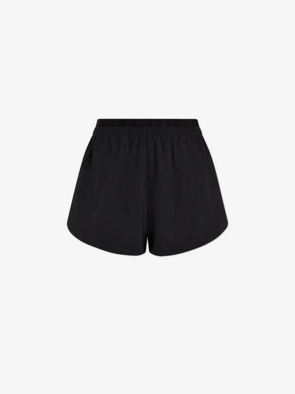 Rae Running Short Mid Rise Black